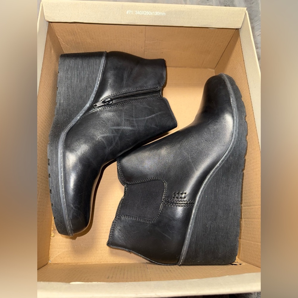 Women’s Clark Wedges